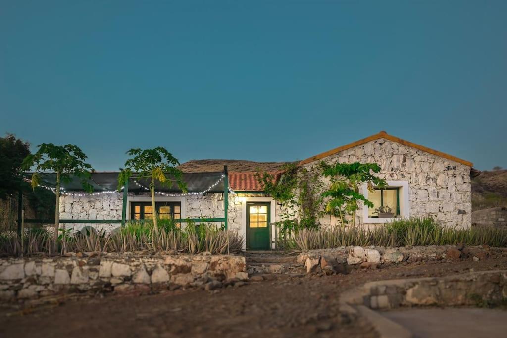 Casa Aloe Vera - Private House W/ Free Breakfast Cidade Velha Exterior photo